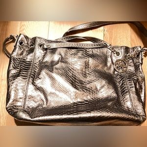 Michael Kors gold (metallic) shoulder bag